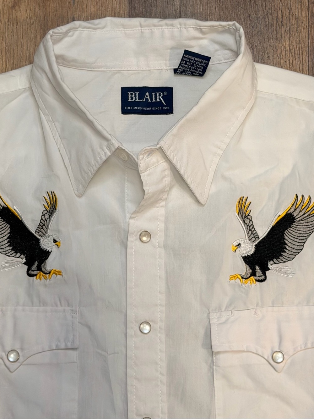 VTG Blair White Button-Front Western Shirt with Eagle Embroidery